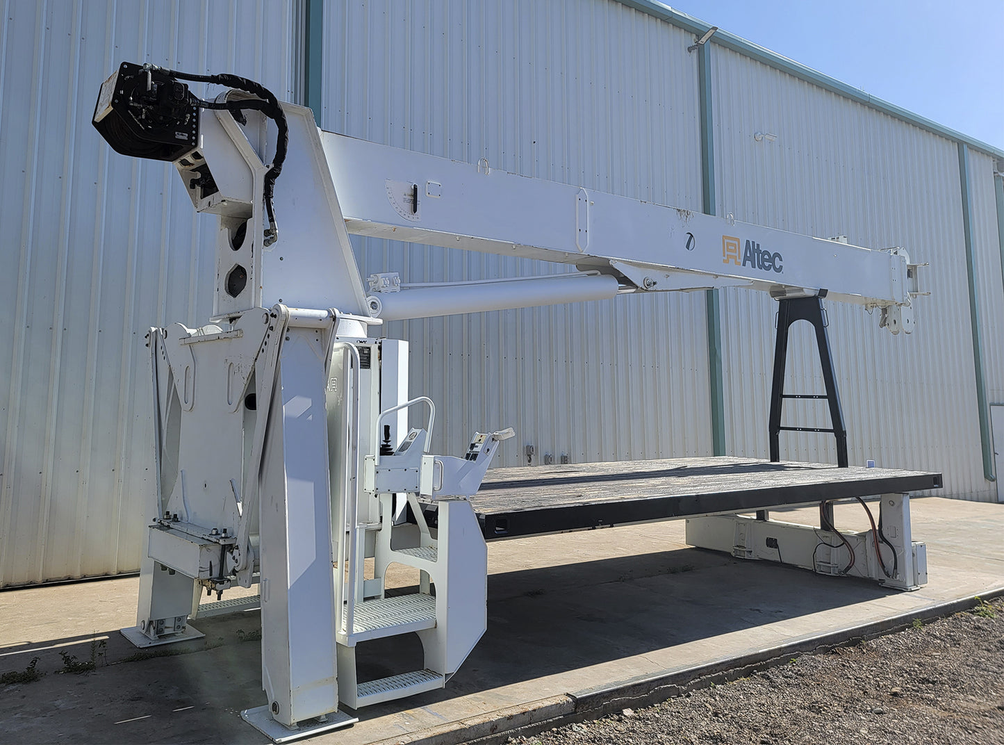 Grúa Altec AC-26-103B 26Ton