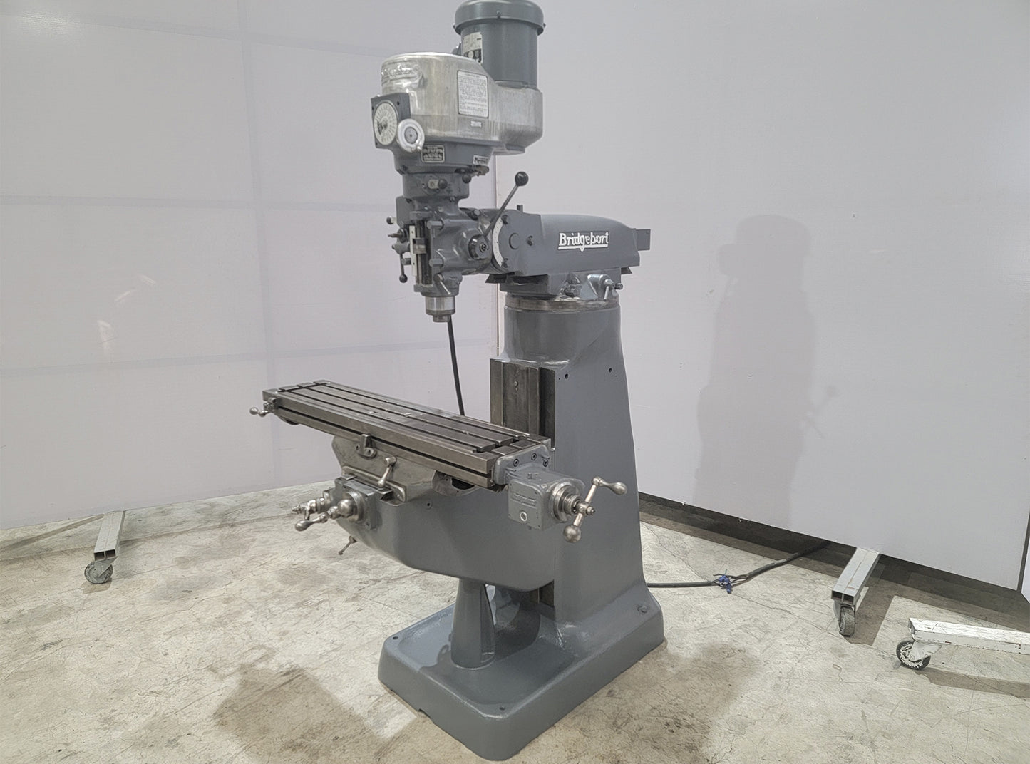 Fresadora Bridgeport 2831237