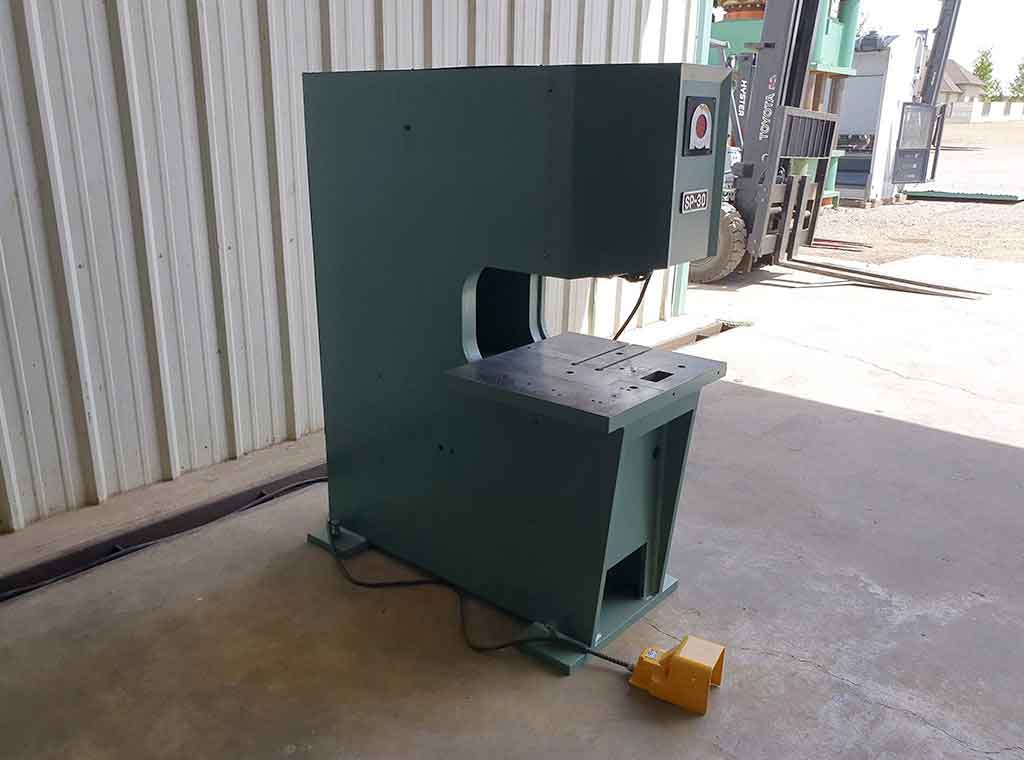 Punzonadora Amada SP-30 30Ton