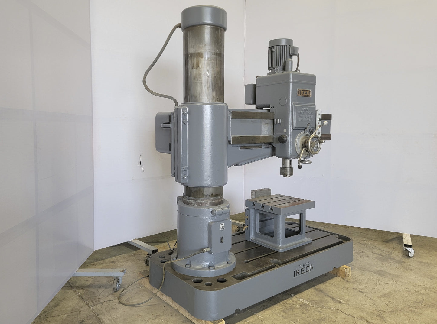 Taladro Ikeda RM1300 MT5
