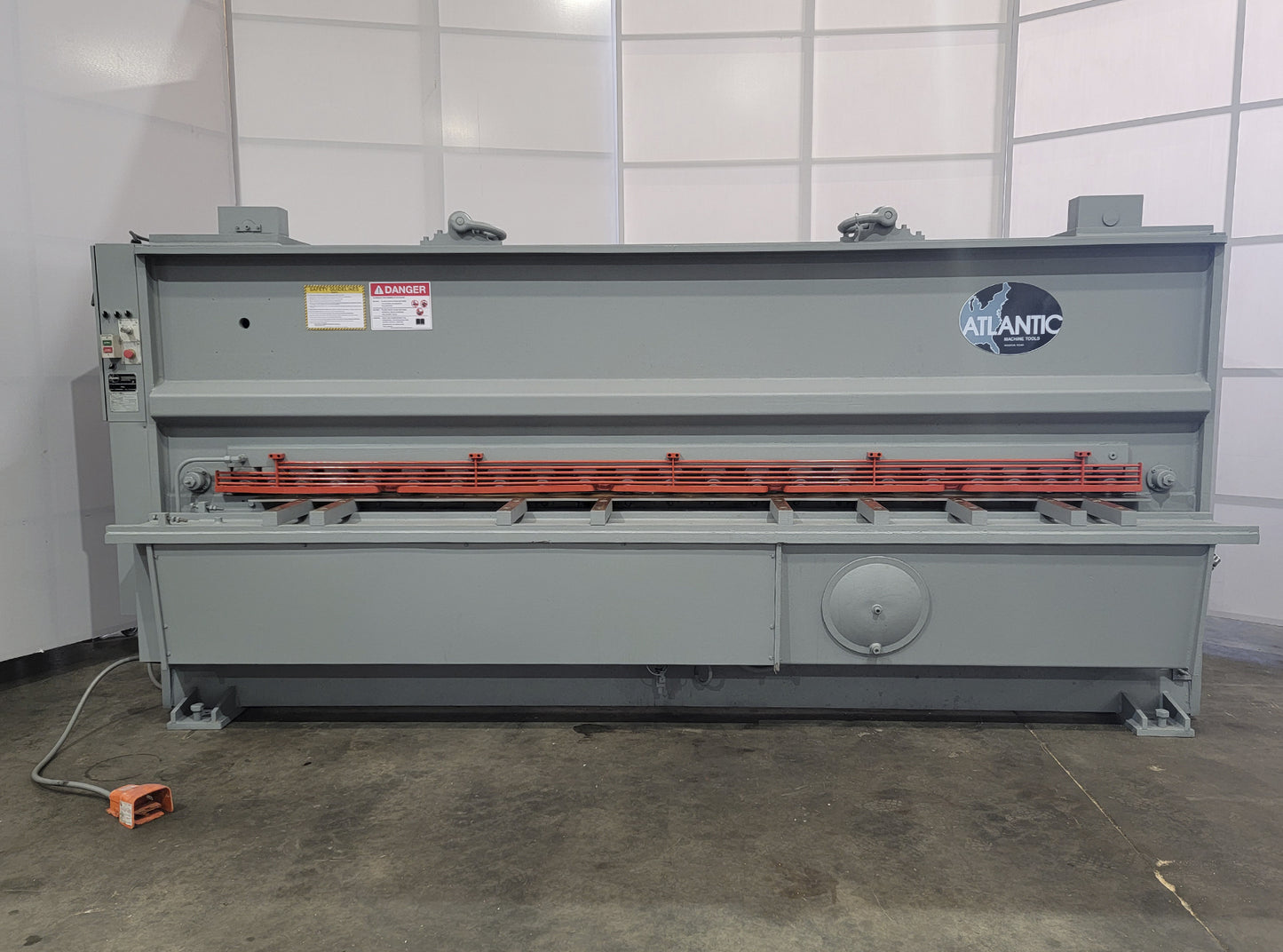 Guillotina Atlantic HDS12X12 12' x 1/2"