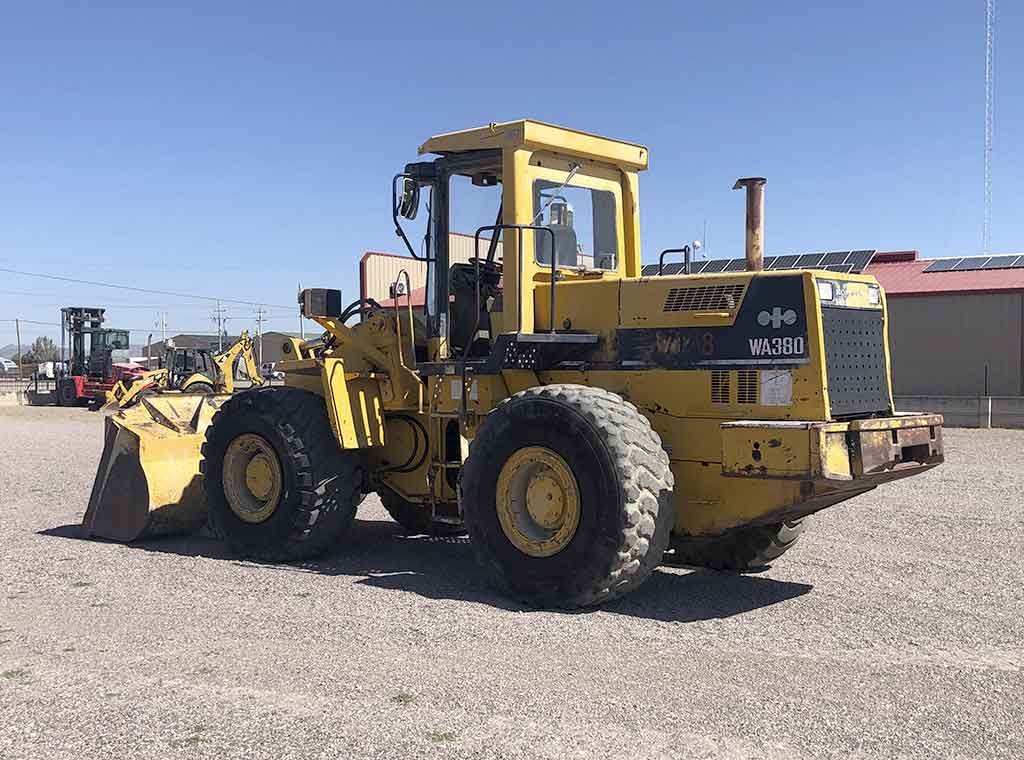 Cargador Frontal Komatsu WA380-1 Año 1992