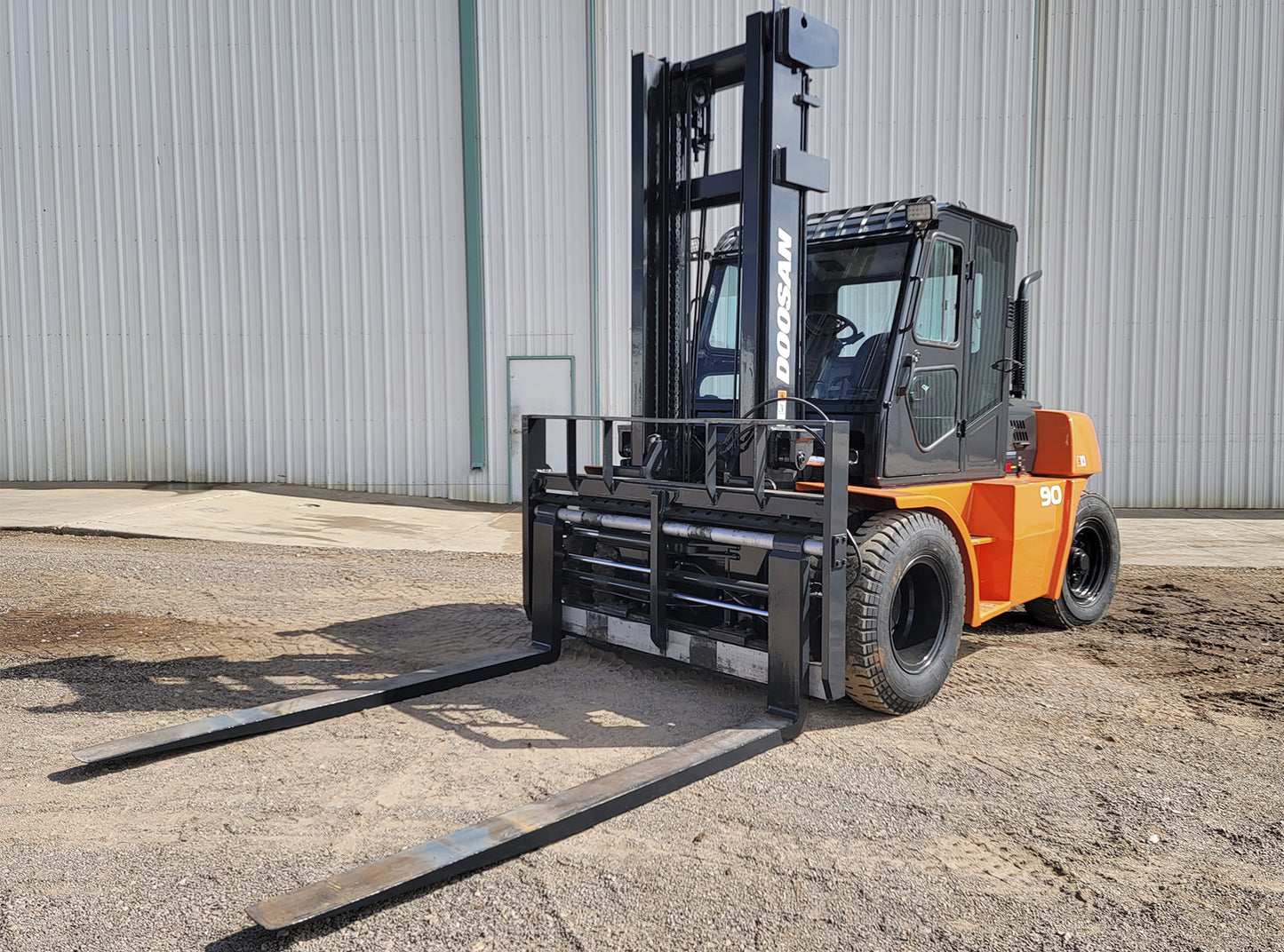 Montacargas Doosan D90S-5 20,000lbs