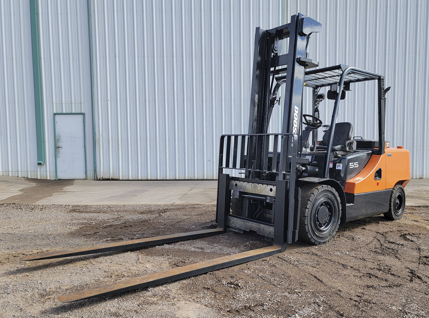 Montacargas Doosan D55C-7 11,000lbs