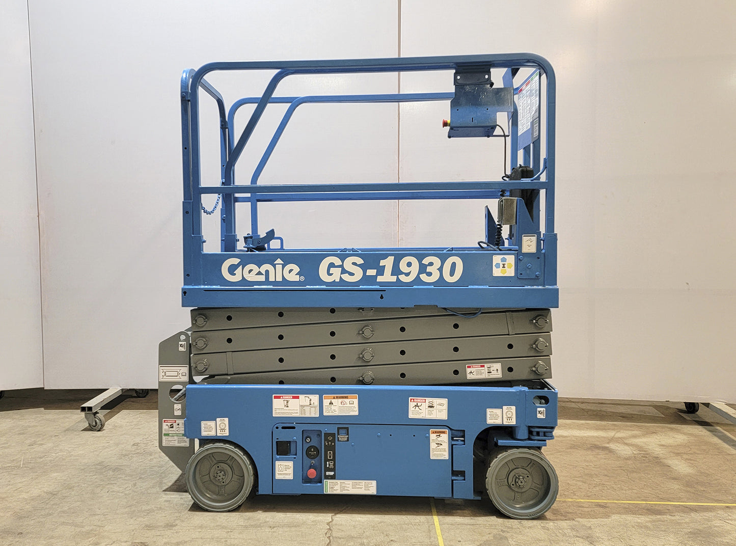 Canastilla Genie GS-1930