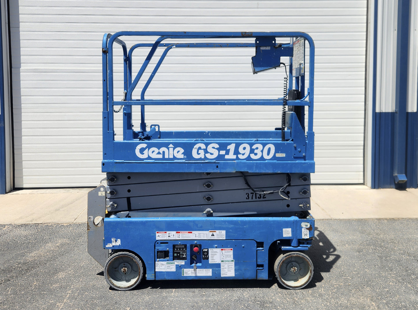 Canastilla Genie GS-1930