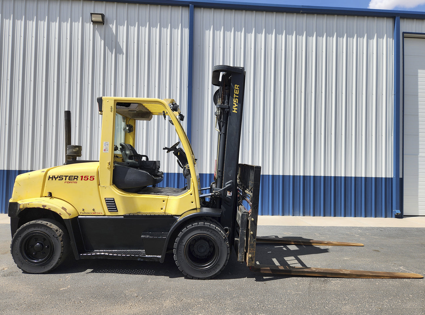 Montacargas Hyster H155FT 15,500lbs
