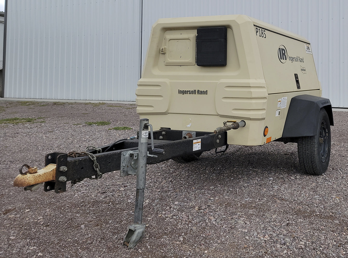 Compresor Doosan International P185WJD-T4I
