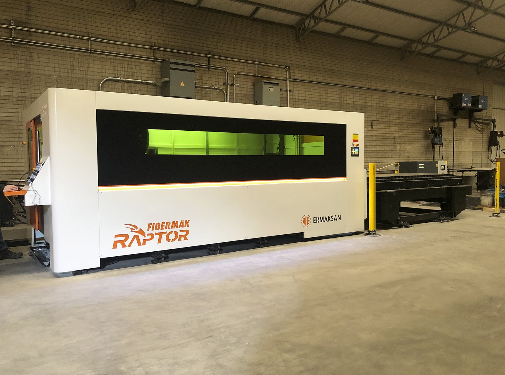 Hackerman Laser Raptors Cortador Laser Ermaksan Raptor 4000 3x1.5 (PRODUCTO NUEVO) – Frimar ...
