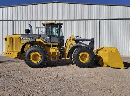 Cargador Frontal John Deere 824K