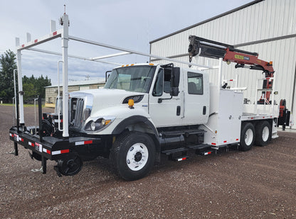 Camión International 7500 SBA 6X4 con Grúa Palfinger