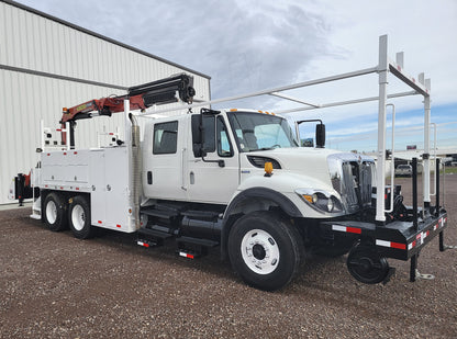 Camión International 7500 SBA 6X4 con Grúa Palfinger