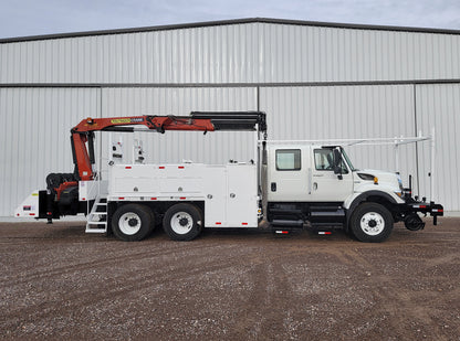 Camión International 7500 SBA 6X4 con Grúa Palfinger