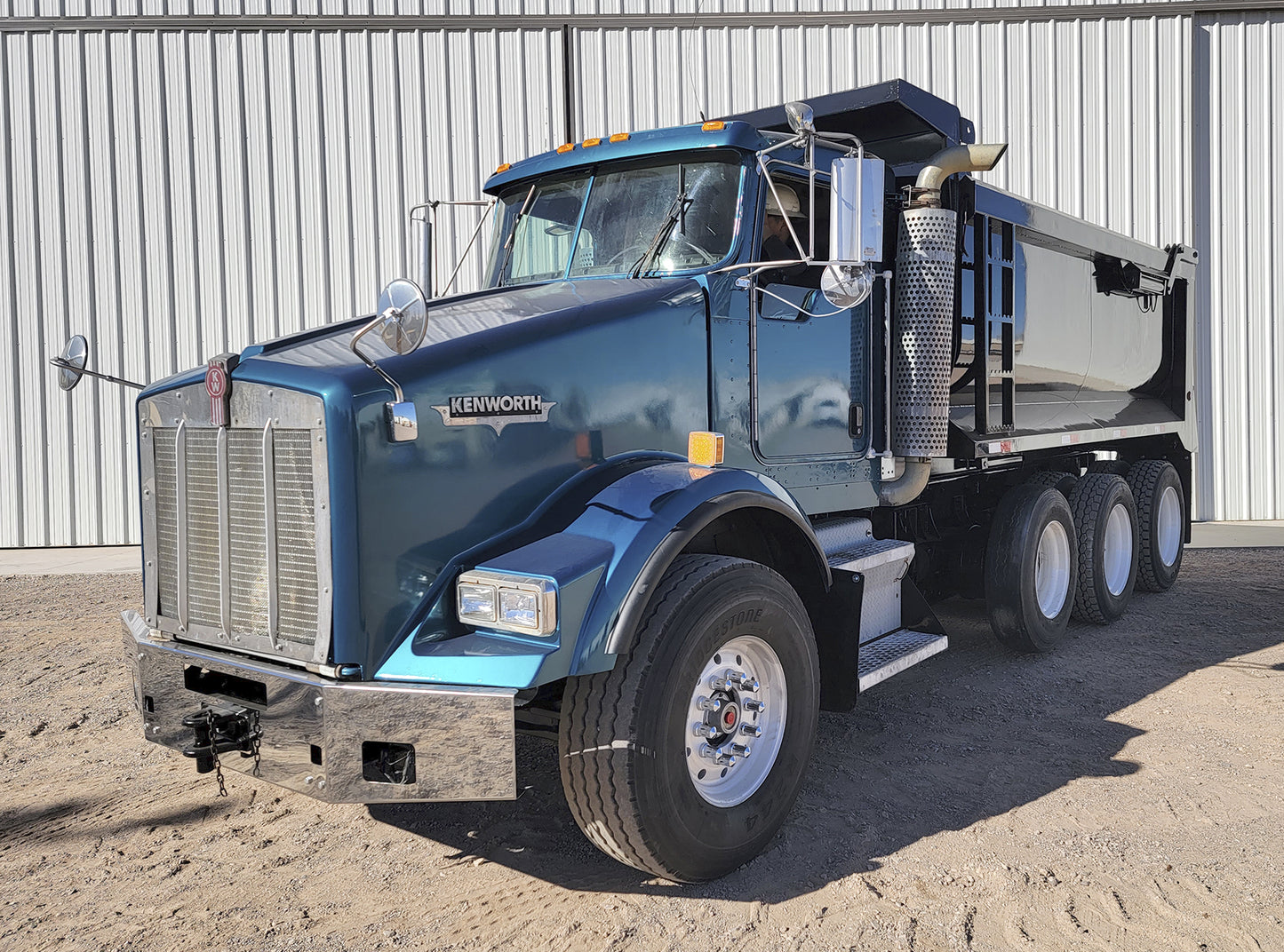 Camion de Volteo Kenworth T800