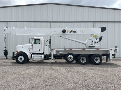 Camión Peterbilt 365 con Grúa Altec AC38-127S