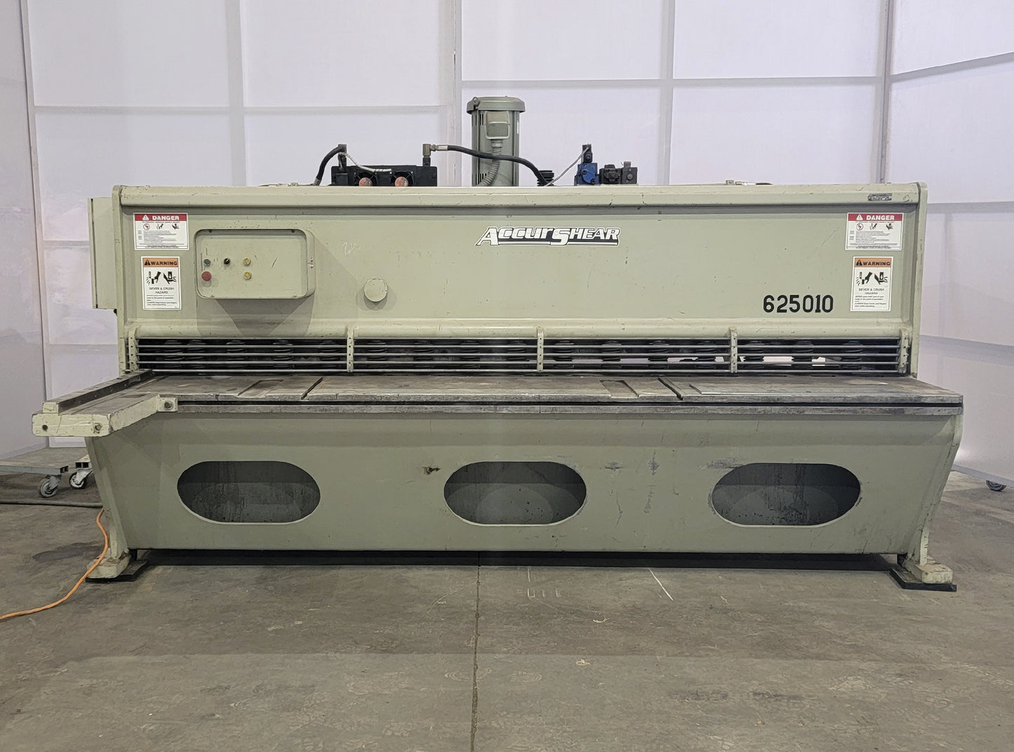 Guillotina Accurshear 625010 de 10' x 1/4"