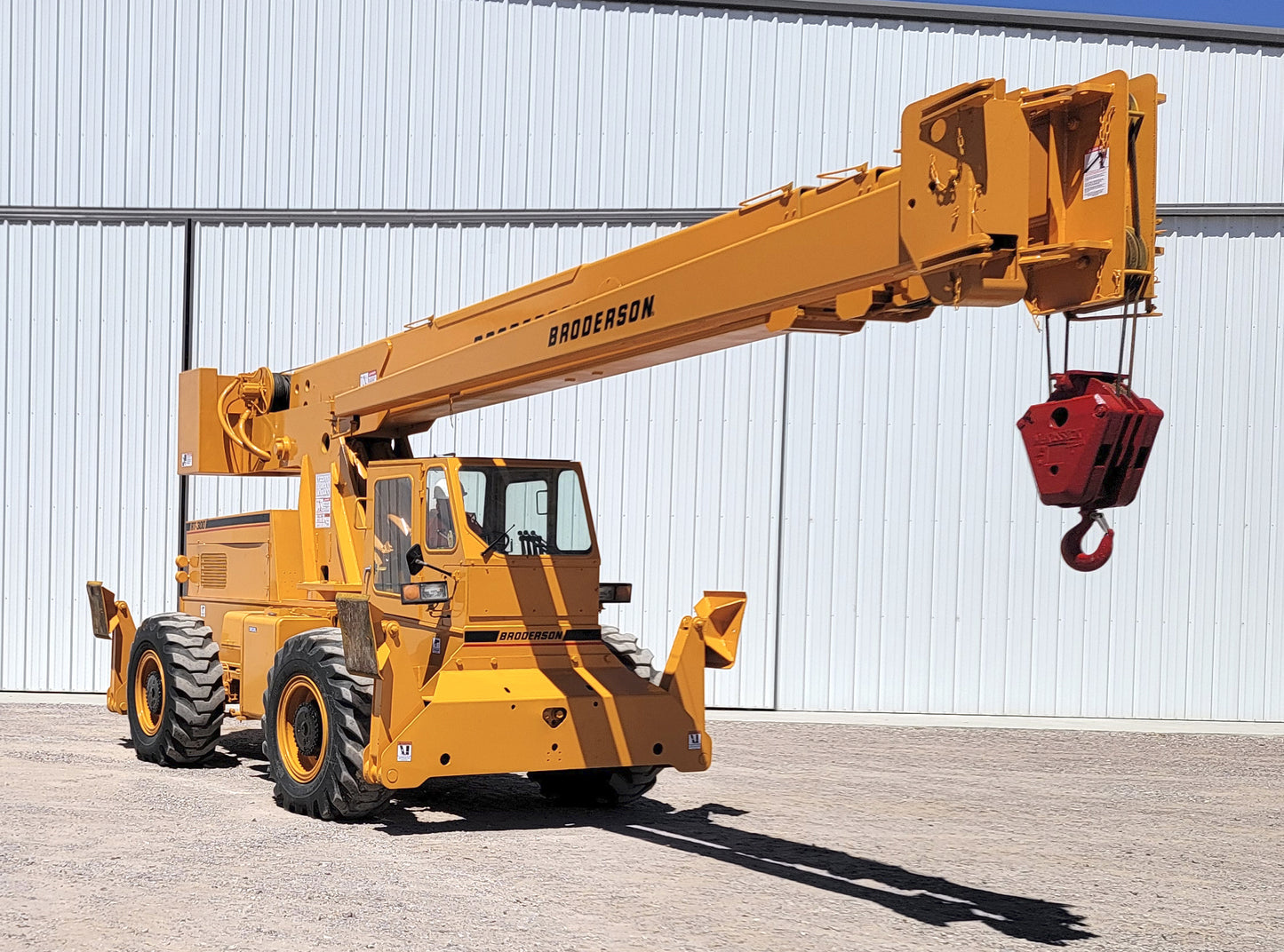 Grúa Broderson RT-300-2C 15ton