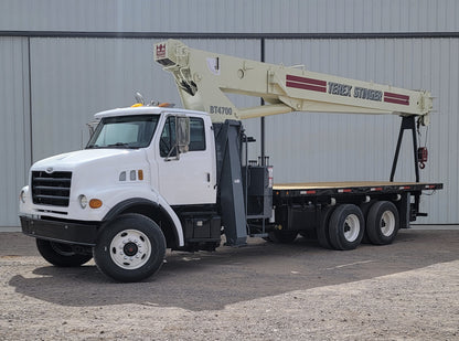 Camión Sterling LT7500 con Grúa Terex BT-4792