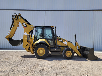Retroexcavadora CAT 440 2018