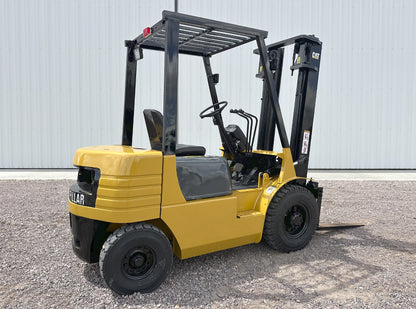 Montacargas Caterpillar DP20