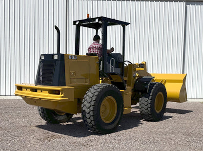 Cargador Frontal Kawasaki ZIV 2000