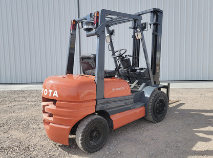 Montacargas Toyota 52-6FGU30 6,000lbs