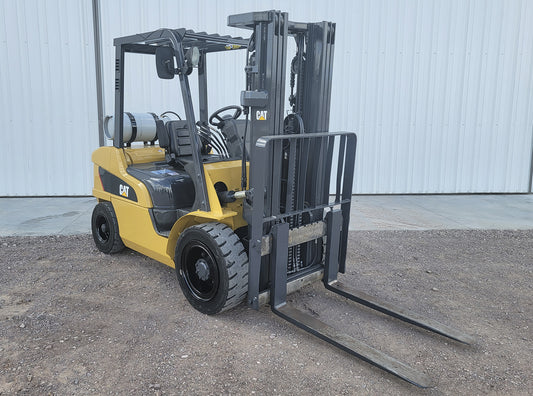 Montacargas Caterpillar P6000-LP 6,000lbs