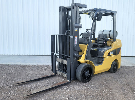 Montacargas Caterpillar C6000 6,000lbs