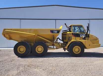 Dompe Articulado Caterpillar 730 2011