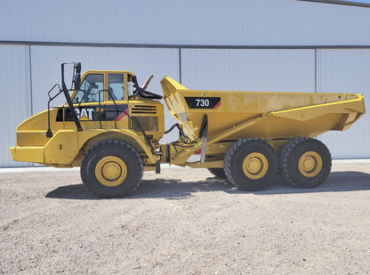 Dompe Articulado Caterpillar 730 2011