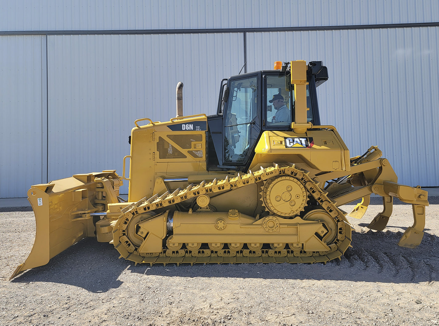 Dozer Caterpillar D6N XL 2012
