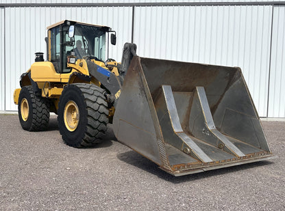 Cargador Frontal Volvo L120G 2012