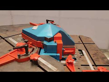 Cortadora de Esquinas Amada CSW-220