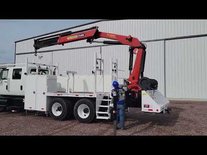 Camión International 7500 SBA 6X4 con Grúa Palfinger